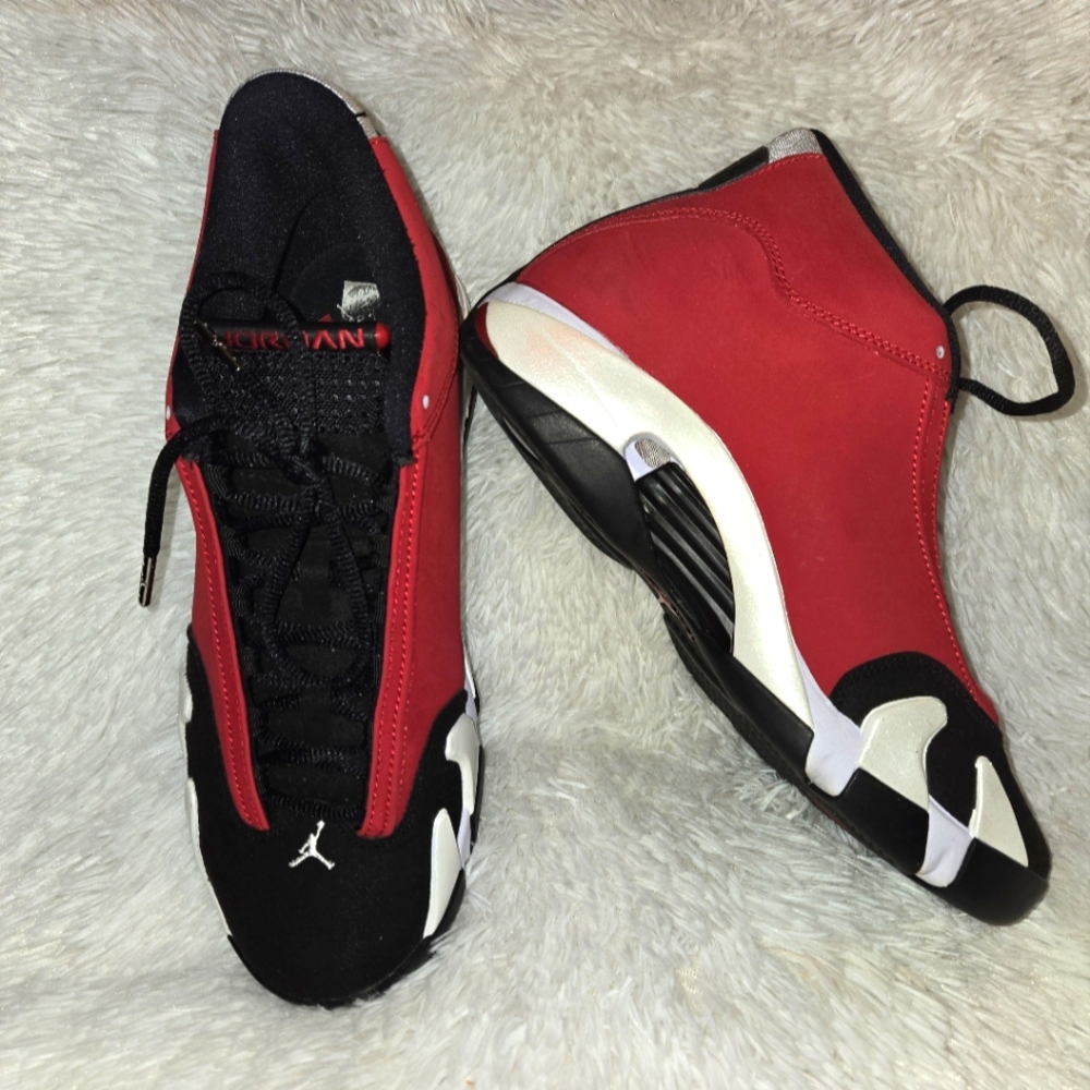 AIR JORDAN -  14 Retro